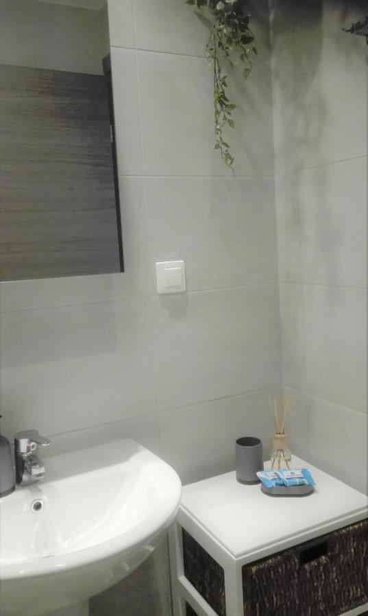 New Sea Escape Boutique Apt-Agii Aposto Li Beach Hanya Dış mekan fotoğraf
